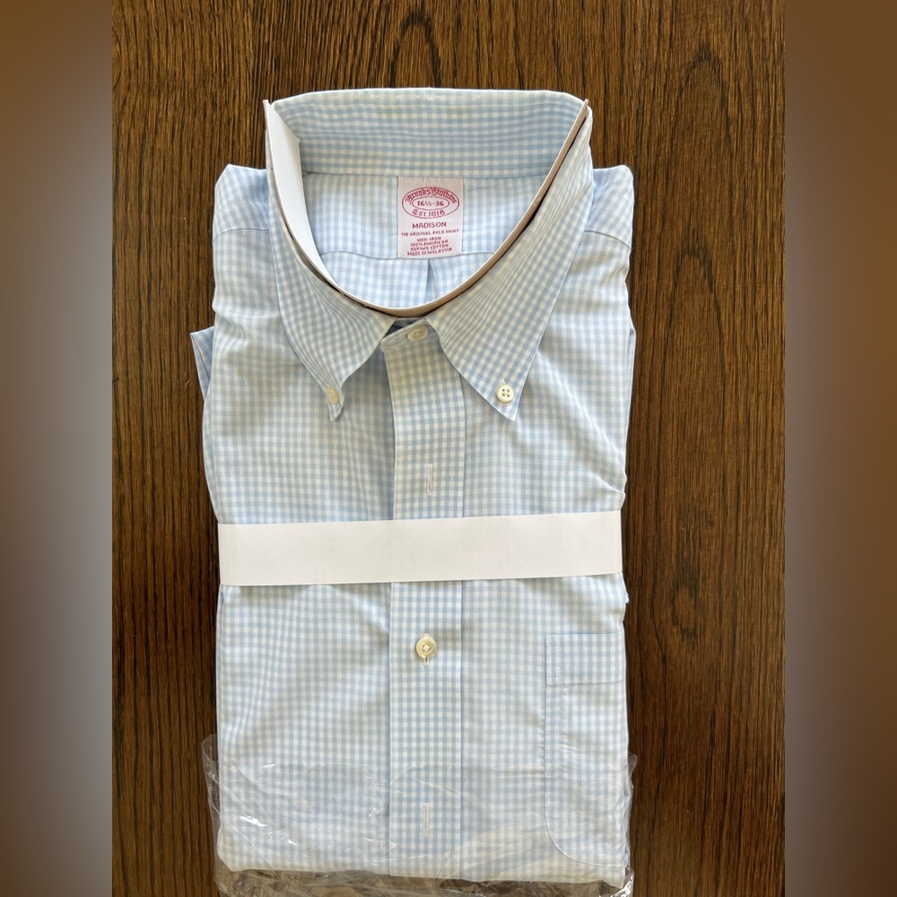 Brook Brothers mens blue gingham button down Madison shirt